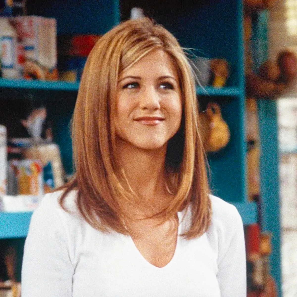 Jennifer Aniston muestra su pelo al natural y nada tiene que ver con su  icónica melena en 'Friends'