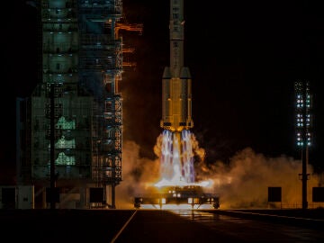 Imagen del lanzamiento de The Shenzhou-13 (Long March-2F)