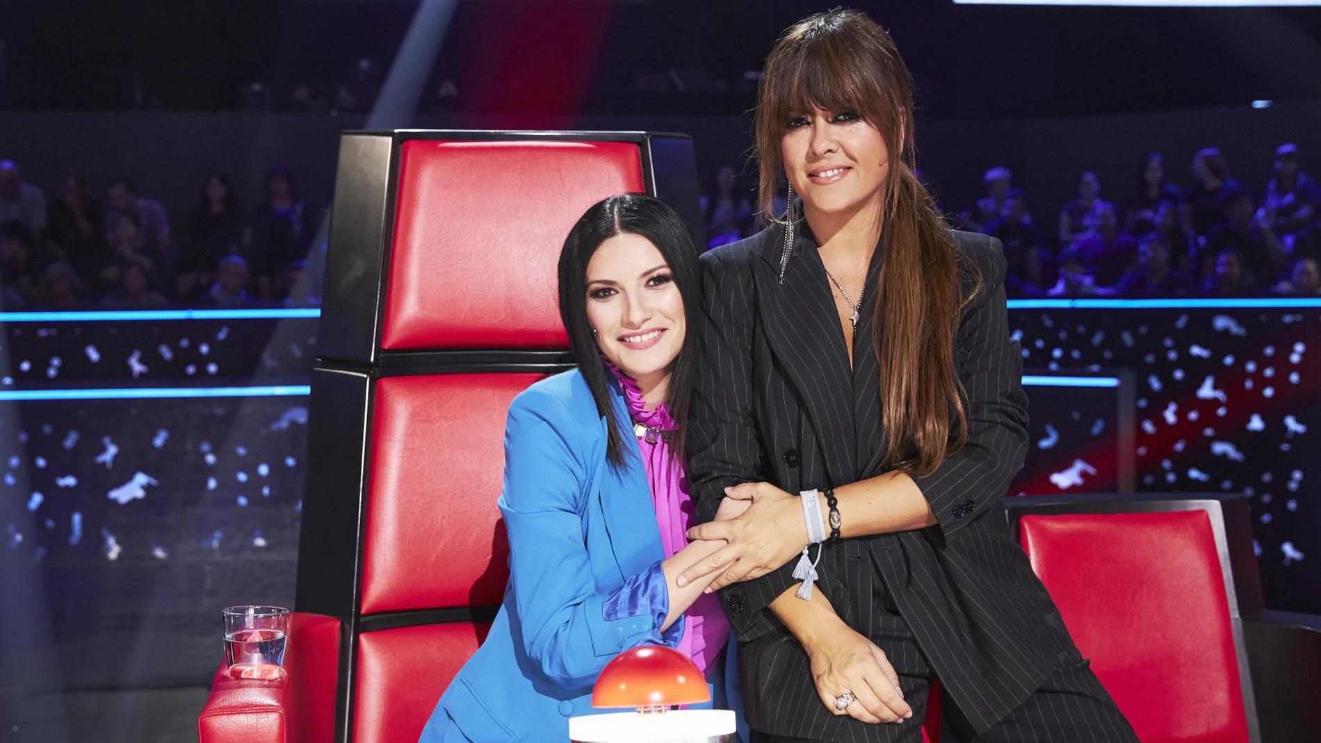 El equipo de Laura Pausini y Vanesa Martín para los Asaltos: Lara, Dani, Sergio, Chiara, Gabriel y Víctor