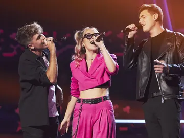 Dani, Félis y Nani llenan de ritmo ‘La Voz’ con una potente versión de U2 Dani, Félis y Nani llenan de ritmo ‘La Voz’ con una potente versión de U2