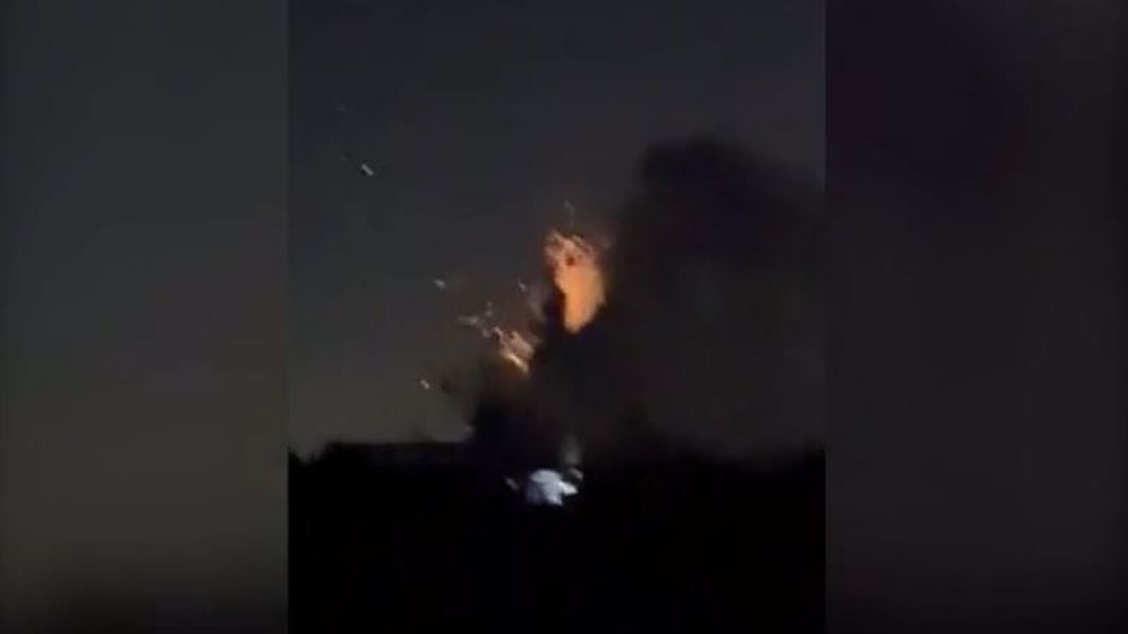 Israel bombardea la Franja de Gaza como respuesta al lanzamiento de misiles desde territorio palestino