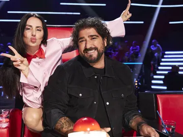 El equipo de Antonio Orozco y Mala Rodríguez para los Asaltos: Fael, Salma, Javi, Antón, Fran, Adrián y Juan El equipo de Antonio Orozco y Mala Rodríguez para los Asaltos: Fael, Salma, Javi, Antón, Fran, Adrián y Juan