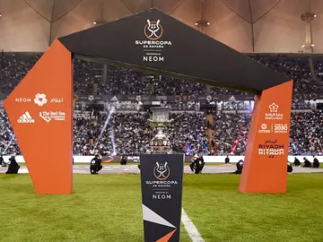 El trofeo de la Supercopa de España El trofeo de la Supercopa de España