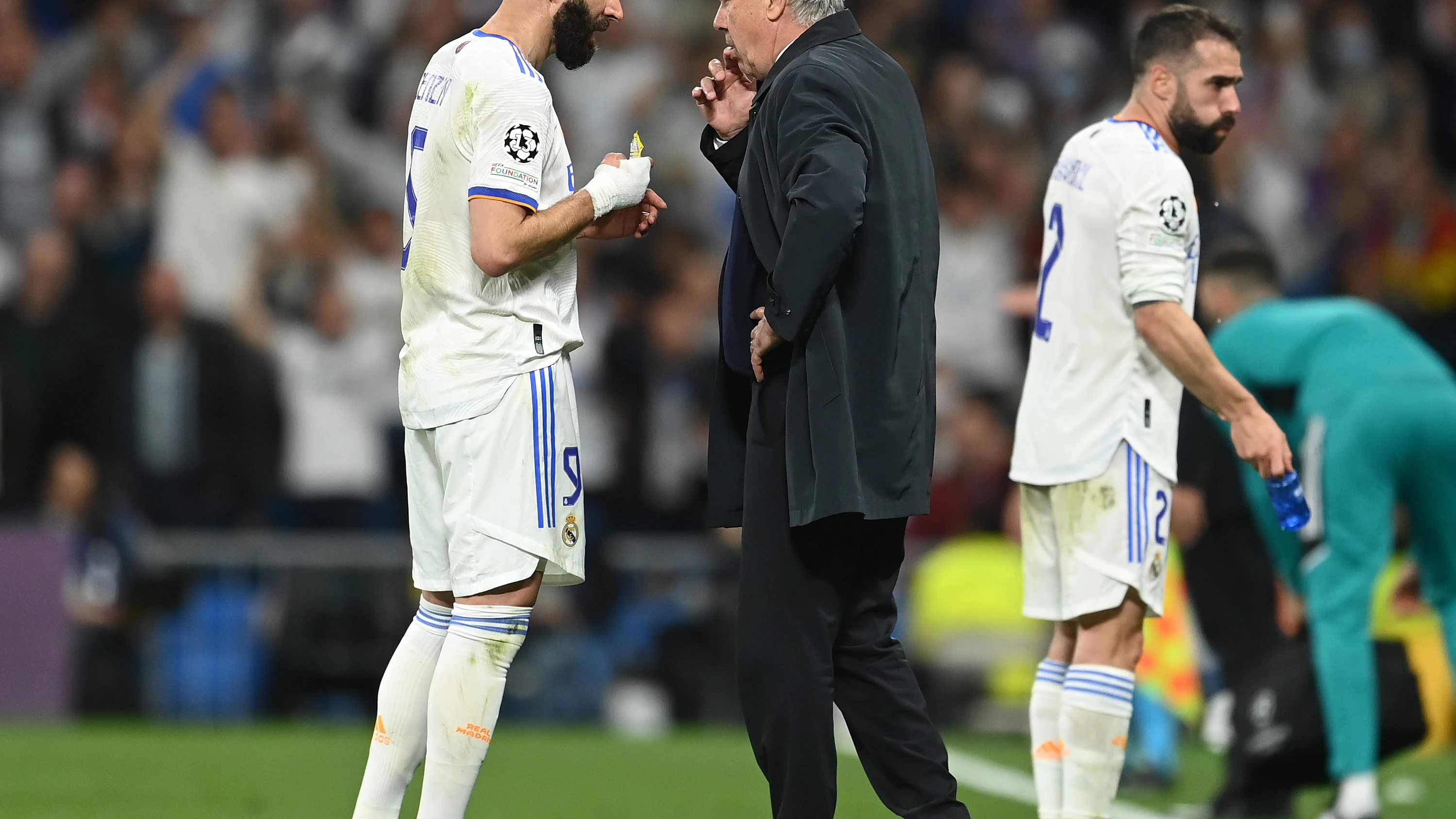 Ancelotti: "Benzema no jugará ante el Rayo, las sensaciones no son buenas" Ancelotti: "Benzema no jugará ante el Rayo, las sensaciones no son buenas"
