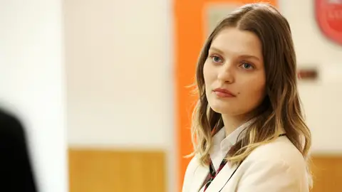 En el último capítulo de ‘Hermanos’: ¡El mayor secreto de Harika, al descubierto! En el último capítulo de ‘Hermanos’: ¡El mayor secreto de Harika, al descubierto!