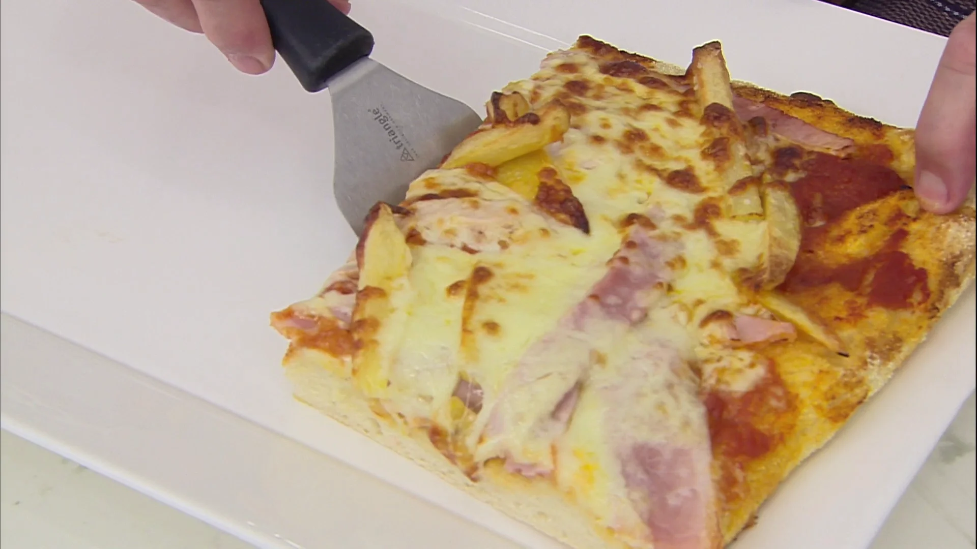 Masa de pizza crujiente: El truco infalible de Karlos Arguiñano Masa de pizza crujiente: El truco infalible de Karlos Arguiñano