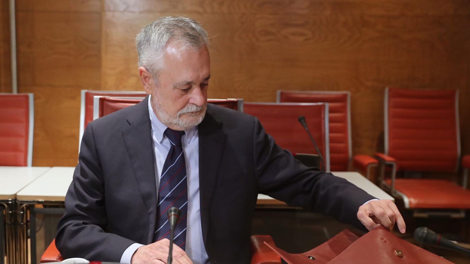 La Fiscalía insiste en que Griñán ingrese en prisión