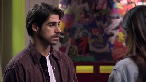 Andrea le rompe el corazón a Ciriaco: ¡La pilla teniendo una cita con otro! Andrea le rompe el corazón a Ciriaco: ¡La pilla teniendo una cita con otro!