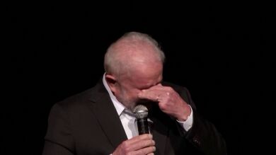 Lula da Silva rompe a llorar y asegura que 