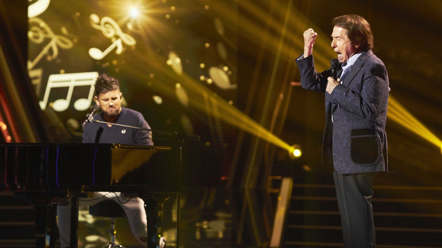 ¡Historia de la tele! Raphael y Pablo López realizan una espectacular actuación juntos en ‘La Voz’ 