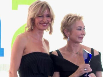 Susanna Griso y Ana Rosa Quintana en la entrega de premios de la gala Merca2
