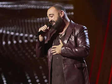 José Carlos Escobar realiza una íntima versión de ‘Un vestido y un amor’ en ‘La Voz’ José Carlos Escobar realiza una íntima versión de ‘Un vestido y un amor’ en ‘La Voz’