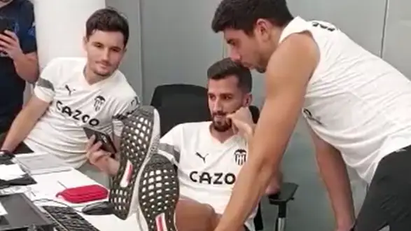 Así reaccionaron José Gayá y Hugo Guillamón a la convocatoria de España para el Mundial de Qatar Así reaccionaron José Gayá y Hugo Guillamón a la convocatoria de España para el Mundial de Qatar