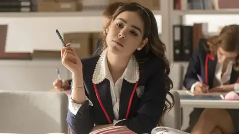 Danna Paola en 'Élite' Danna Paola en 'Élite'