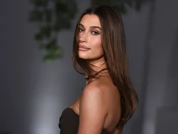 Hailey Bieber Hailey Bieber