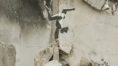 Un grafiti de Bansky en Ucrania Un grafiti de Bansky en Ucrania