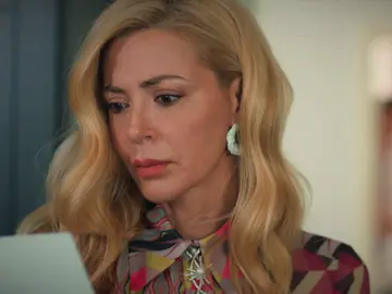 Nebahat descubre que Akif y la madre de Kaan se conocían: “¿Qué hace con ella?” Nebahat descubre que Akif y la madre de Kaan se conocían: “¿Qué hace con ella?”