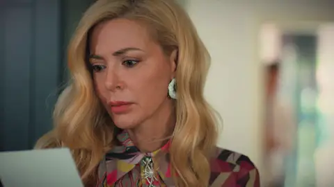 Nebahat descubre que Akif y la madre de Kaan se conocían: “¿Qué hace con ella?” Nebahat