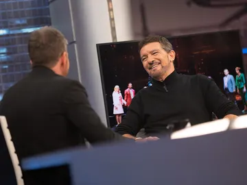 Antonio Banderas cuenta cómo es trabajar con su hija Antonio Banderas cuenta cómo es trabajar con su hija