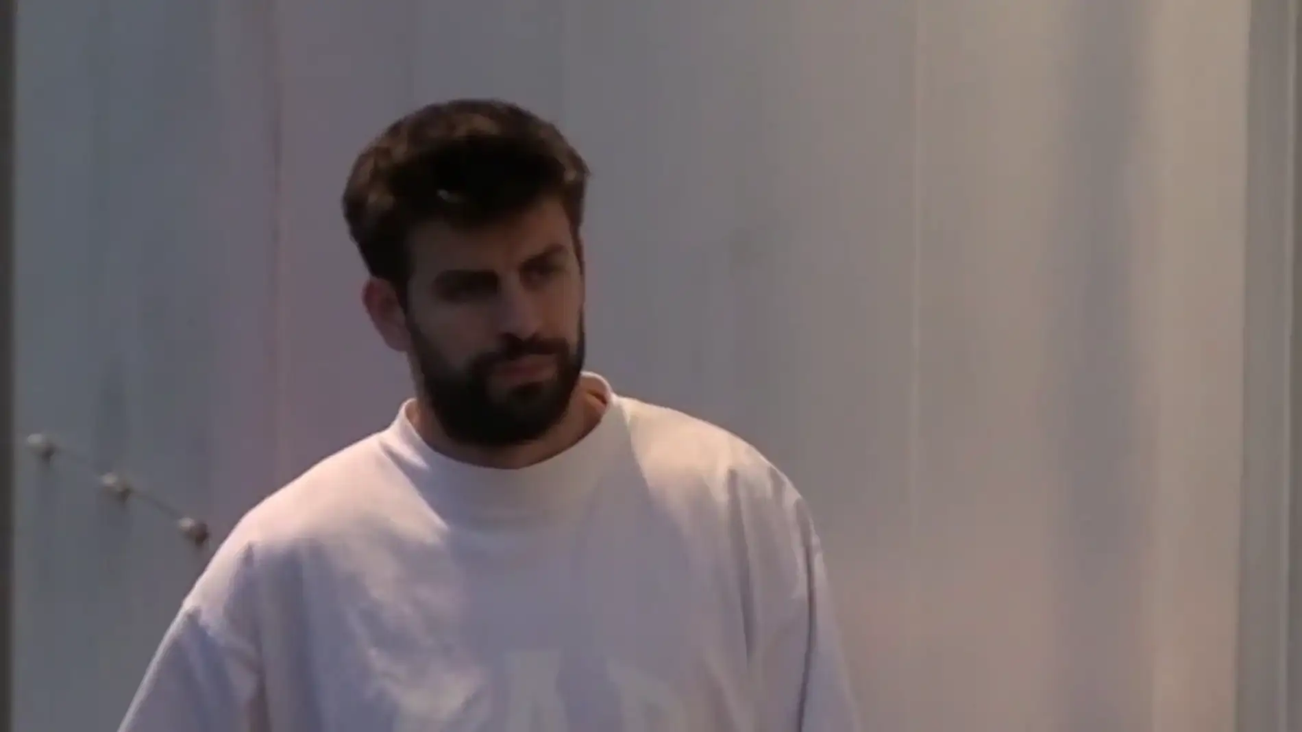 Piqué se reencuentra con sus hijos tras firmar el acuerdo con Shakira