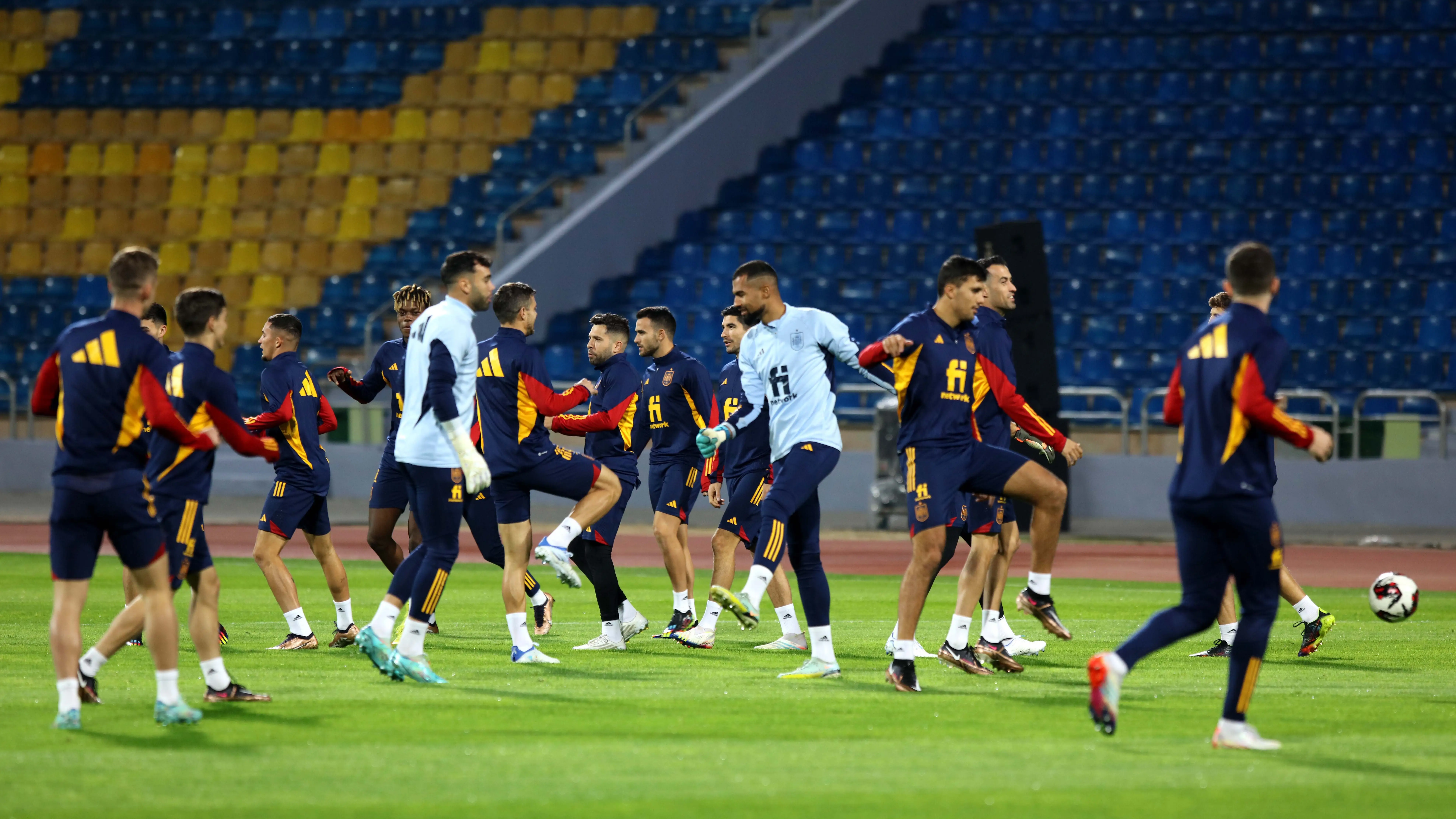 Los jugadores de la selección española de fútbol en un entrenamiento Los jugadores de la selección española de fútbol en un entrenamiento