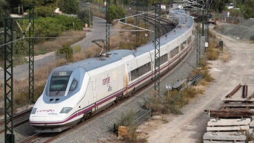 Imagen de archivo de un tren de Alta Velocidad de Renfe