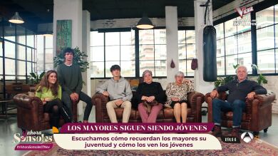 ¡Cómo hemos cambiado! Juntamos a jóvenes y mayores para comparar la vida de antes y ahora