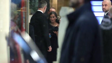 El espectacular vestido joya de la reina Letizia con guiño a su suegra doña Sofía
