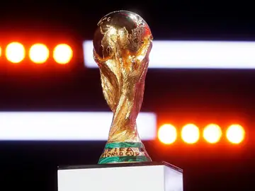 El trofeo de la Copa del Mundo de fútbol El trofeo de la Copa del Mundo de fútbol
