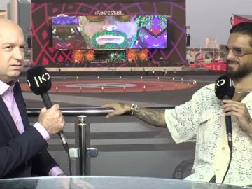 Maluma abandona una entrevista en directo al ser preguntado por su presencia en la inauguración del Mundial