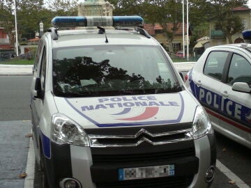 Imagen de archivo de un coche de policía en Francia