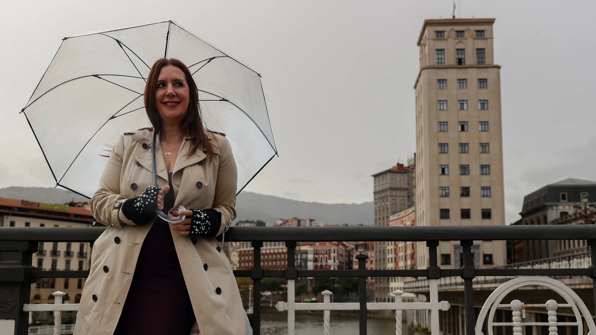 Dolores Redondo los secretos 'Esperando al diluvio', nueva novela: "Es una carta de amor a Bilbao"