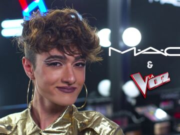 Recrea el original eyeliner de Milos en 'La Voz' con el paso a paso de M·A·C Cosmetics