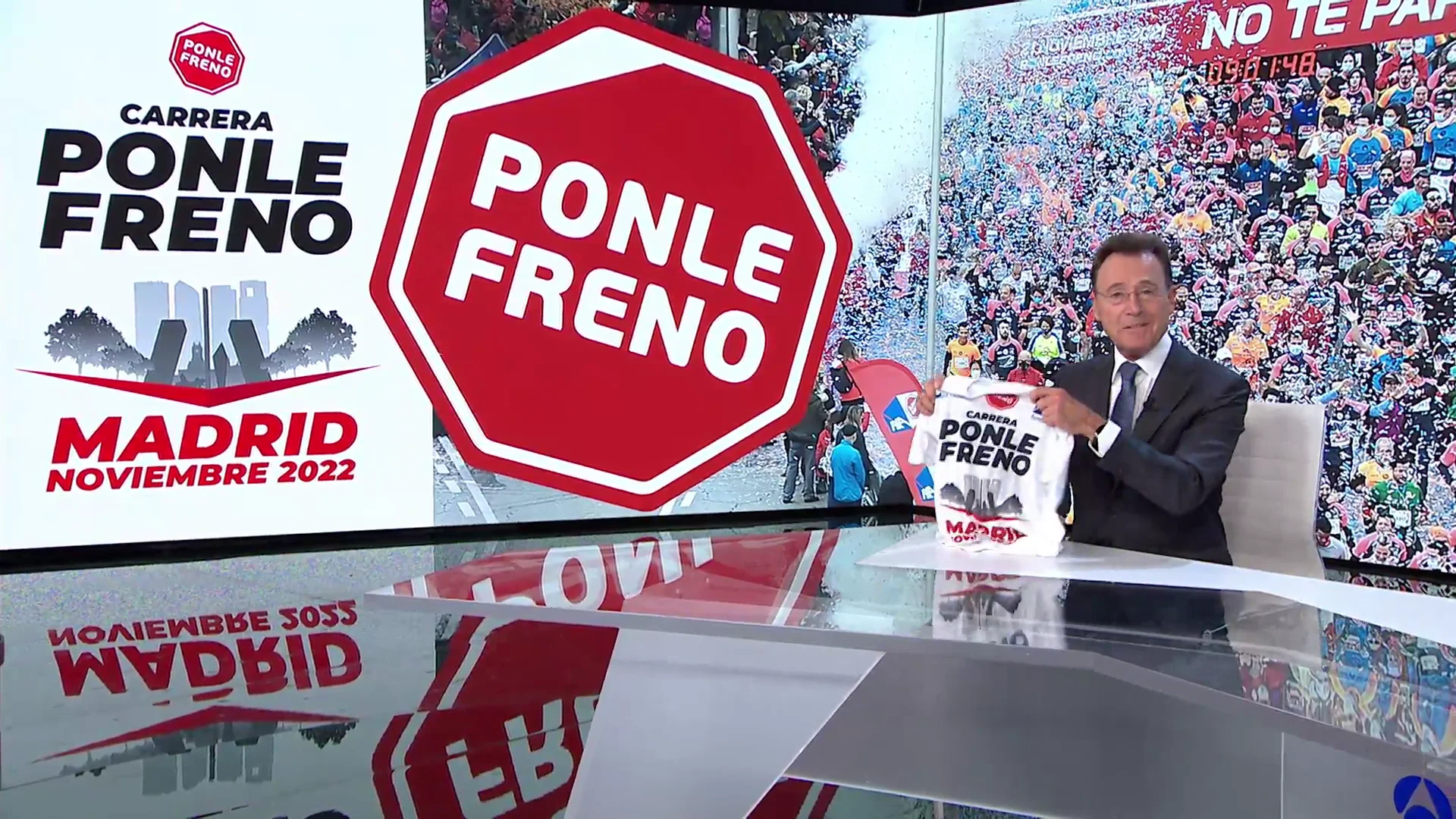 Matías Prats con la camiseta de Ponle Freno Matías Prats con la camiseta de Ponle Freno