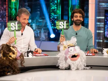 ¿Es un ‘viejoven’? Las hormigas sacan el lado más desconocido de David Verdaguer: “Soy abuelo hippie” ¿Es un ‘viejoven’? Las hormigas sacan el lado más desconocido de David Verdaguer: “Soy abuelo hippie”