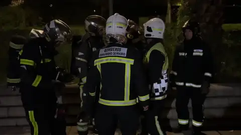 Fallecen tras incendiarse su vivienda en Móstoles Fallecen tras incendiarse su vivienda en Móstoles