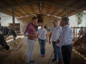 Joaquín conoce de primera mano los problemas de los granjeros en Cantabria: “Al no cubrir costes, hemos tenido que sacrificar animales” 