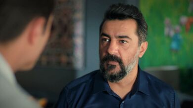 Esta noche en ‘Hermanos’: Akif le confirma a Doruk la peor de sus sospechas, ¿cómo reaccionará?
