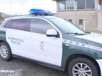 Coche de la Guardia Civil de tráfico Coche de la Guardia Civil de tráfico