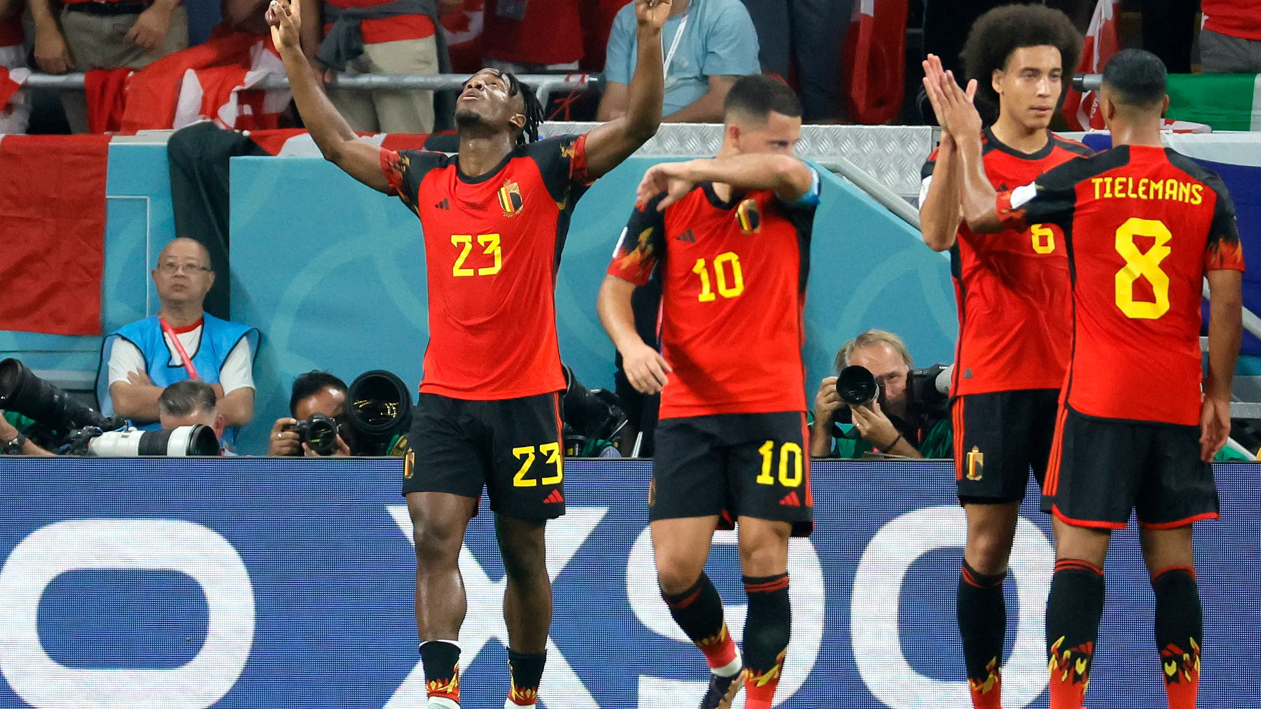 Batshuayi celebra su gol ante Canadá Batshuayi celebra su gol ante Canadá