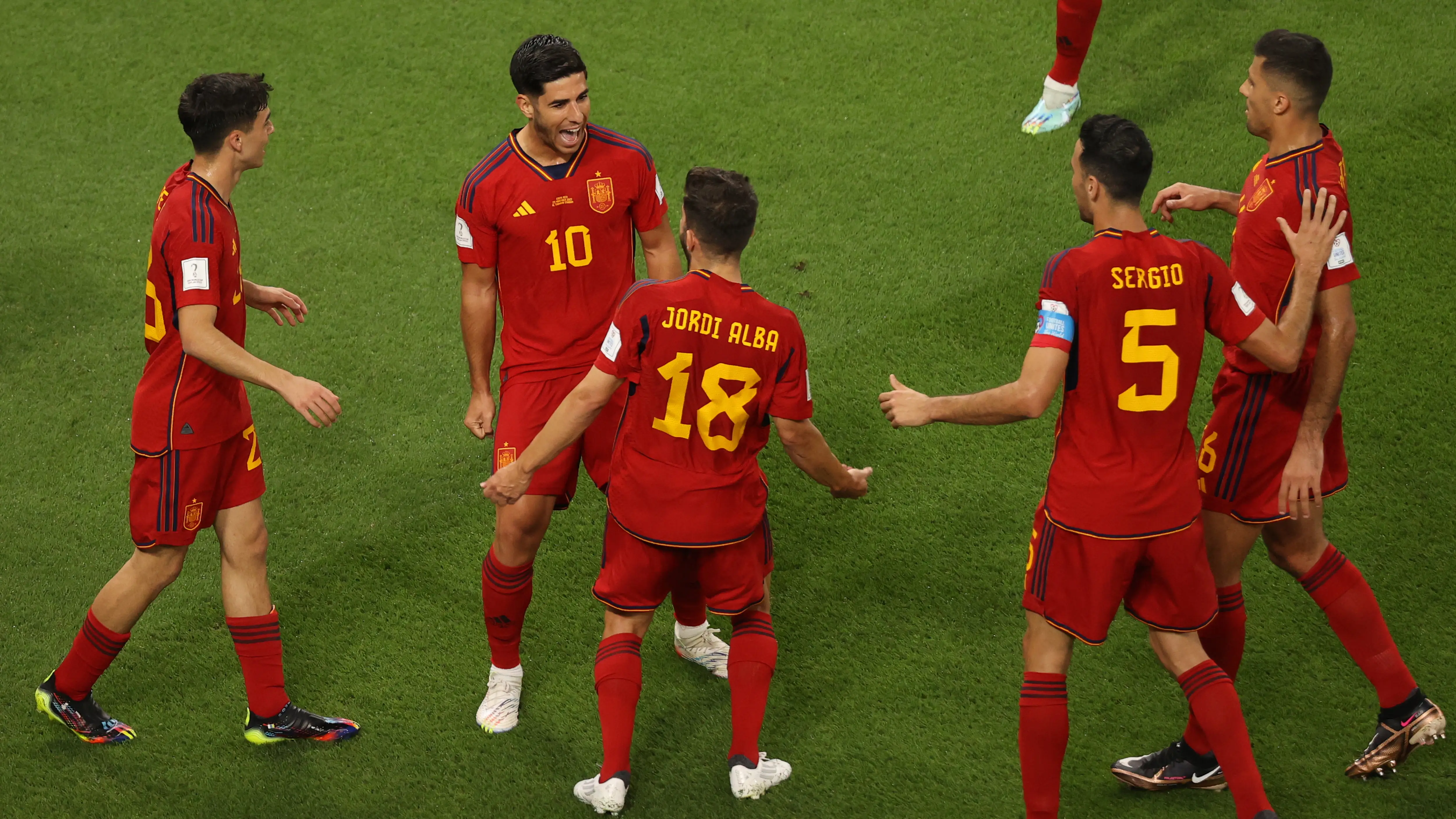 Los jugadores de España celebran el gol de Asensio ante Costa Rica Los jugadores de España celebran el gol de Asensio ante Costa Rica