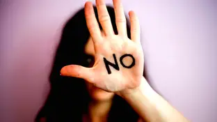 El 17% de los jóvenes entre 18 y 21 años cree que golpear a su pareja tras una discusión no es violencia de género El 17% de los jóvenes entre 18 y 21 años cree que golpear a su pareja tras una discusión no es violencia de género