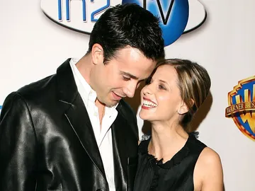 Freddie Prinze Jr. y Sarah Michelle Gellar Freddie Prinze Jr. y Sarah Michelle Gellar