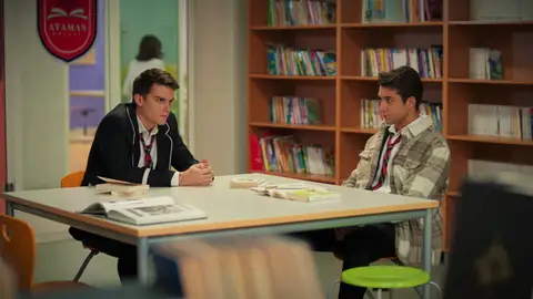 La incómoda conversación de Doruk con Kaan después de descubrir que es su hermano: "Melisa no puede enterarse" La incómoda conversación de Doruk con Kaan después de descubrir que es su hermano: "Melisa no puede enterarse"