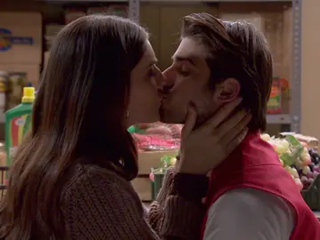 Andrea declara su amor a Ciriaco: “Quiero apostar por mi felicidad” Andrea declara su amor a Ciriaco: “Quiero apostar por mi felicidad”