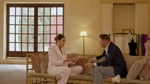 Vídeo inédito: Así vistió Vicky Martín Berrocal a la Nancy de flamenca Vídeo inédito: Así vistió Vicky Martín Berrocal a la Nancy de flamenca