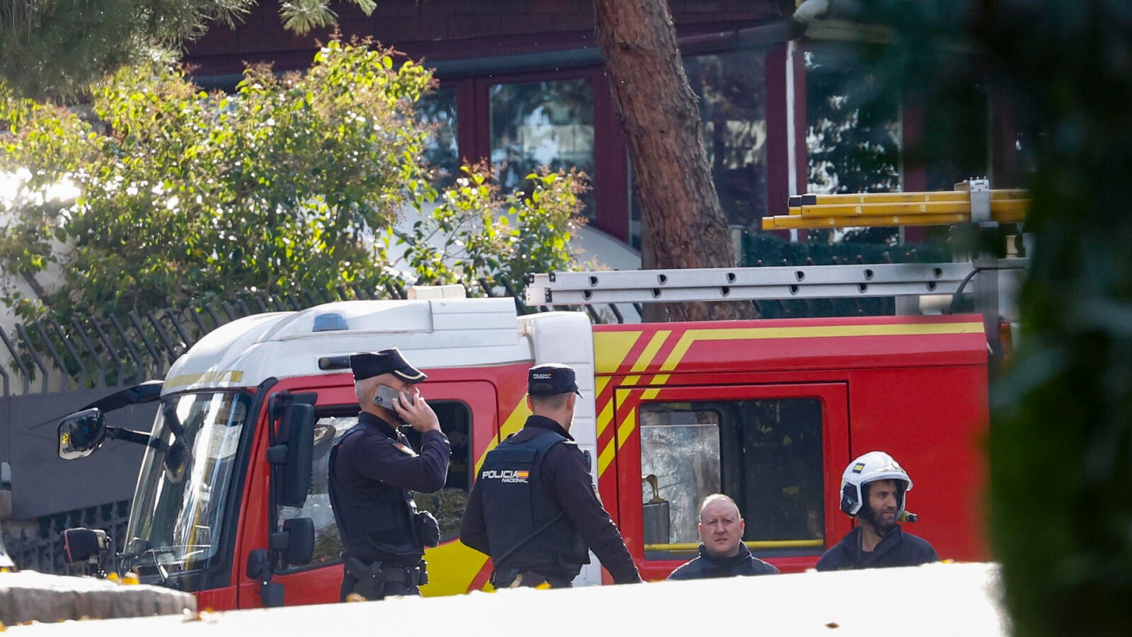 El paquete que ha obligado a desalojar la Embajada de Ucrania en Madrid contenía 