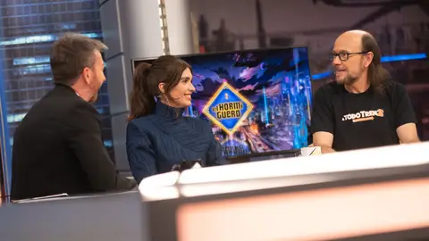 Santiago Segura y Paz Vega, emocionados con el estreno de 'A Todo Tren 2': "Reivindicamos el derecho a cagarla" Santiago Segura y Paz Vega, emocionados con el estreno de 'A Todo Tren 2': "Reivindicamos el derecho a cagarla"