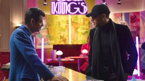 Avance semanal de ‘Amar es para siempre’: Un misterioso joven llega a la Plaza de los Frutos Avance semanal de ‘Amar es para siempre’: Un misterioso joven llega a la Plaza de los Frutos