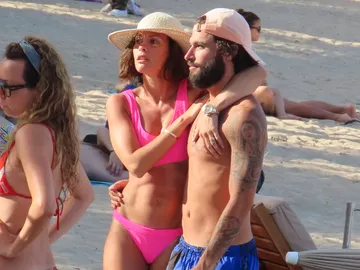 Jessica Bueno y Jota Peleteiro Jessica Bueno y Jota Peleteiro